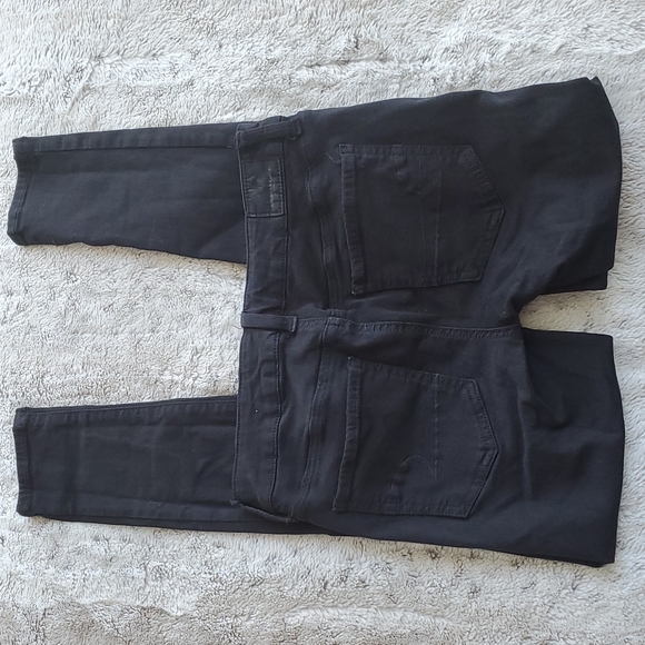 American Eagle Black Distressed Super Stretch  Mid Rise Jegging Size 4 Waist 27 - Picture 6 of 6